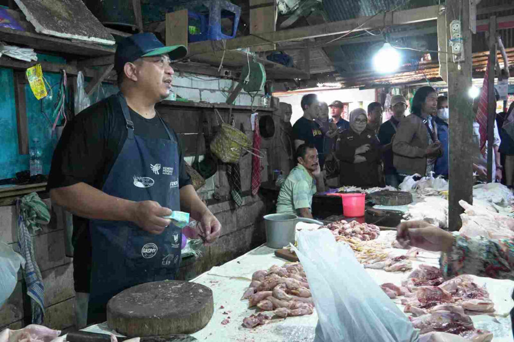Kebutuhan Dapur Mulai Menekan Pasar Tradisional, Beras Bawah II Dan Ayam Ras Sama-Sama Naik