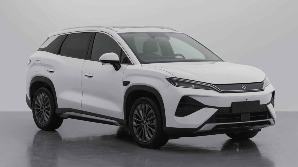 Jarak Tempuh Hingga 710 Km, BYD Song Ultra EV Andalkan Platform 800V dan Blade Battery Baru