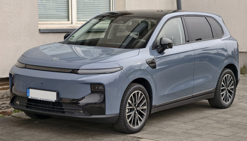 Leapmotor B10 Andalkan Baterai Menyatu Sasis, Siap Debut Di GIIAS 2026