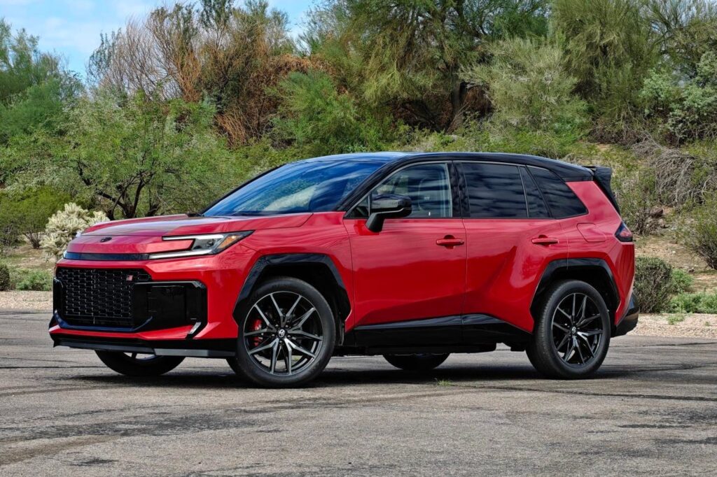 Konsumsi 30 Km/L dan Harga Rp200 Jutaan, SUV Hybrid Ini Menggoyang Pasar Jepang