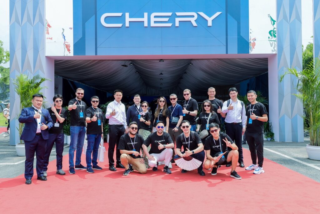 Ribuan Tamu Dari 30 Negara Memadati Wuhu, Chery Pamer Kekuatan Jaringan Globalnya