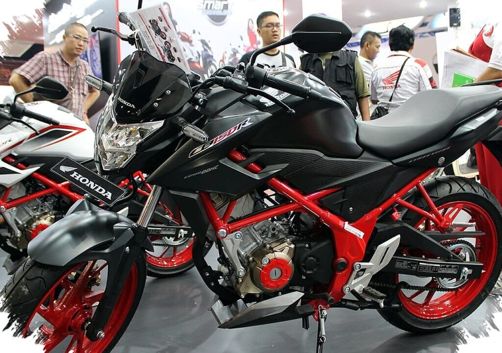 Posisi Duduk Jadi Catatan, Honda CB150R StreetFire Tetap Kuat Di Desain Dan Mesin