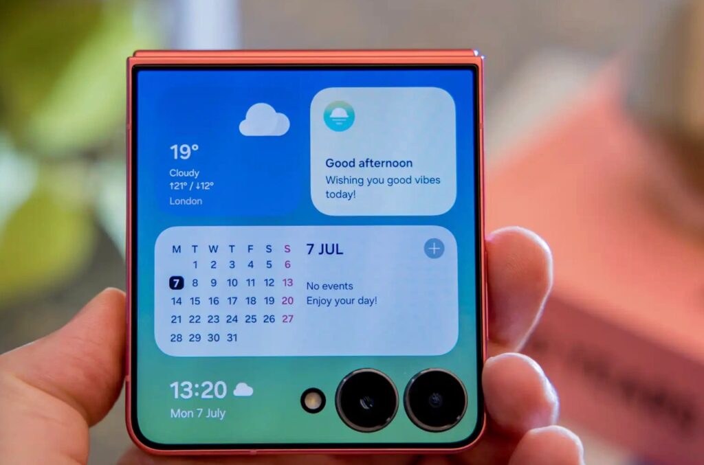 Galaxy Z Flip 8 Tetap Setia Pada Bentuk Klasik, Bocoran Casing Ungkap Penyempurnaan Halus