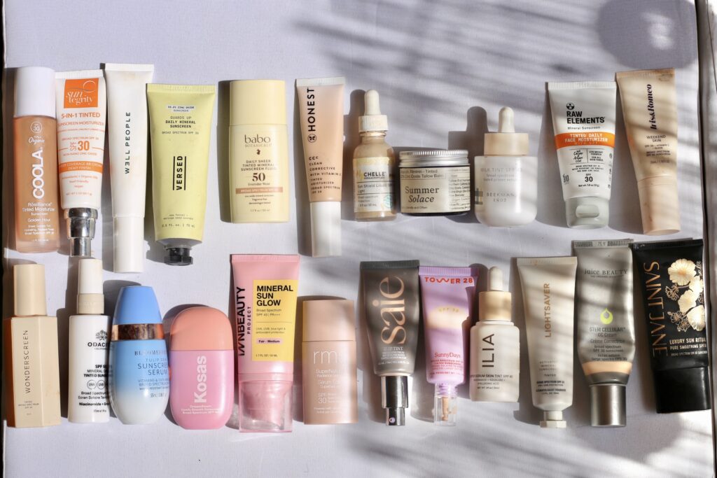 4 Tinted Sunscreen Rp30 Ribuan Ini Bantu Samarkan PIH Tanpa Terlihat Tebal
