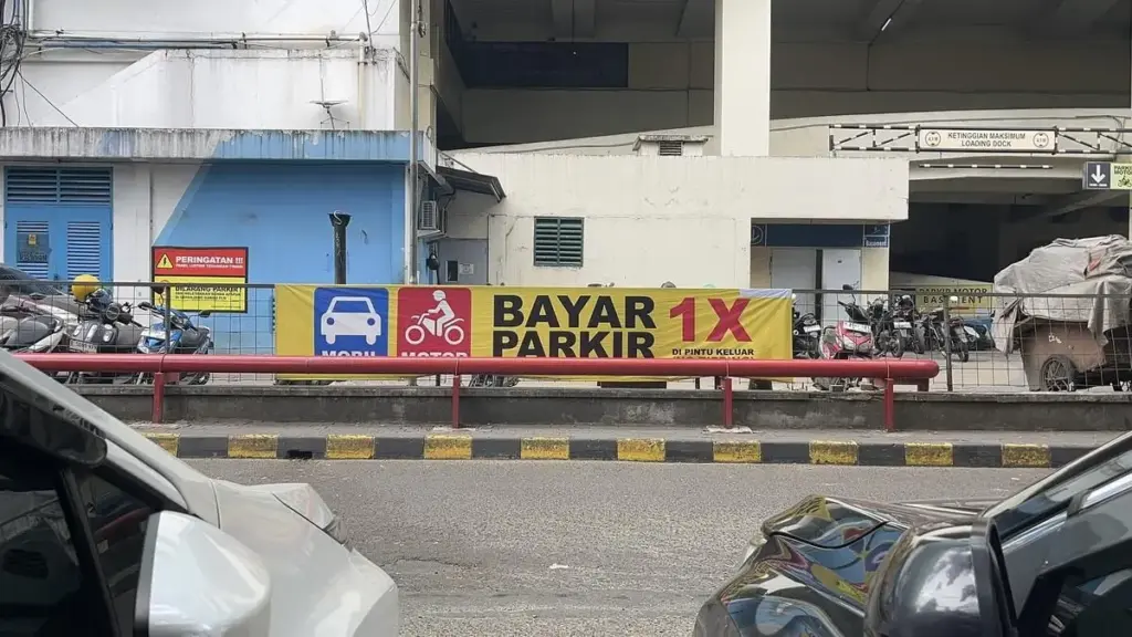 Tarif Tetap, Dishub Ambil Kendali Sementara Parkir Blok M Square dan Ingatkan Bayar Resmi