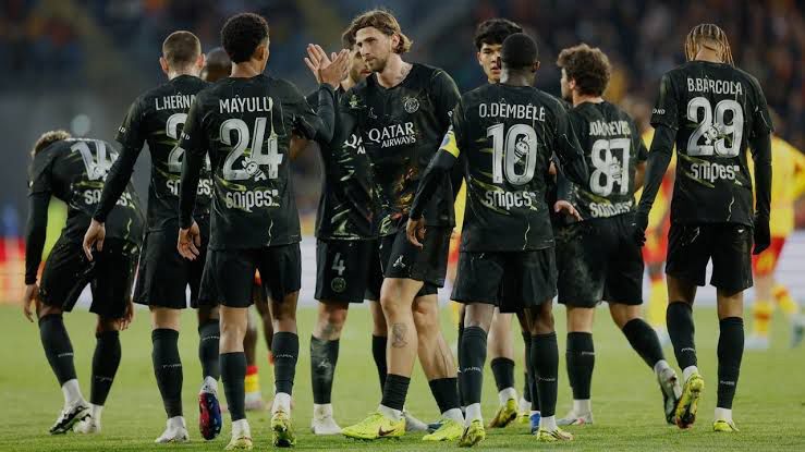 PSG Pastikan Gelar Liga Prancis Ke-14, Kvaratskhelia Dan Mbaye Kunci Kemenangan Atas Lens