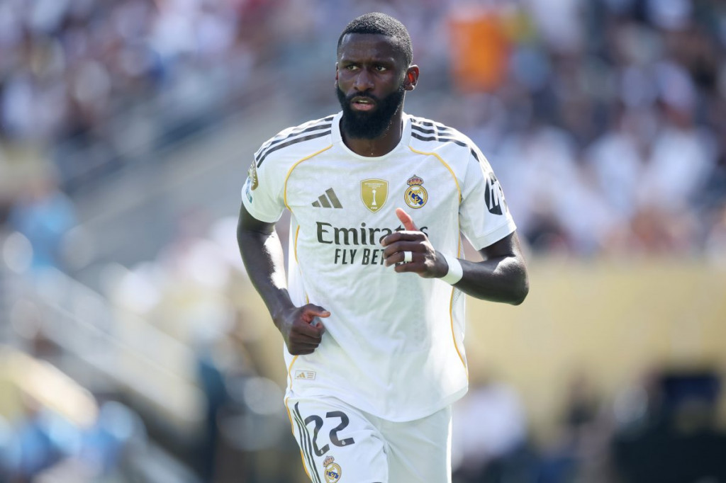 Madrid Pilih Aman Pertahankan Rüdiger, Bek Tengah Baru Dianggap Terlalu Mahal