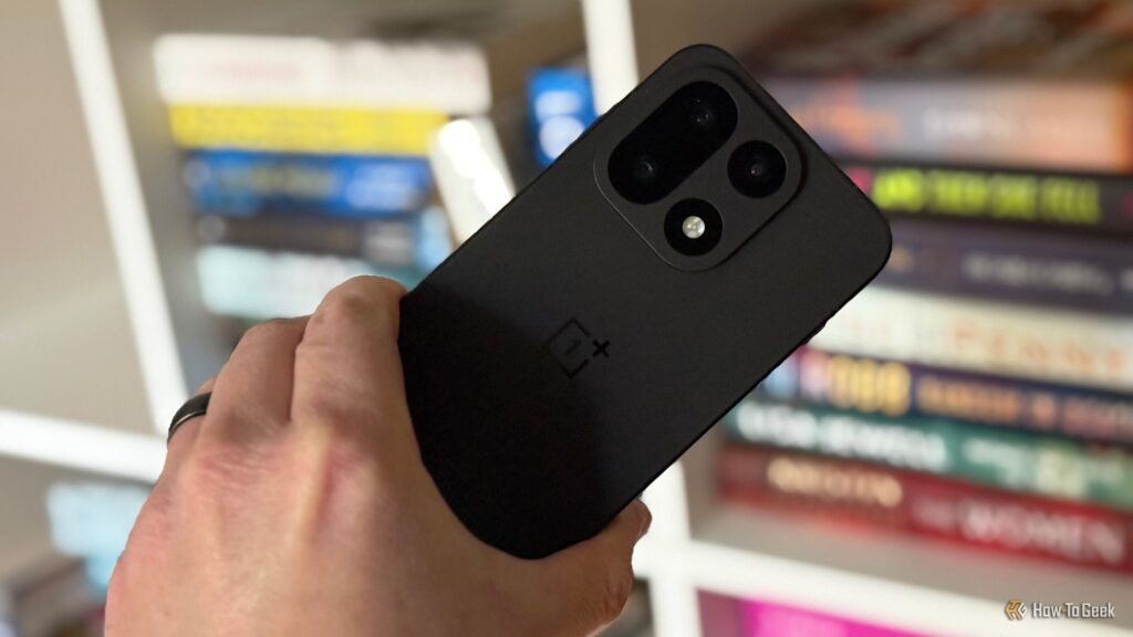 Display OnePlus Mulai Raib Dari Best Buy, Tanda Perubahannya Semakin Nyata