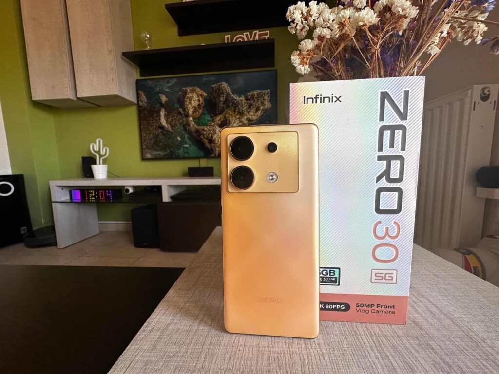 Layar AMOLED dan Kamera Tajam Infinix Zero 30, Nyaman Dipakai Seharian dalam Balutan Premium