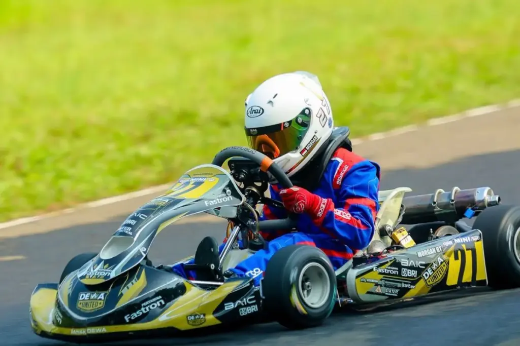 Dewa United Motorsport Pastikan Gelar Tim, Persaingan 69 Pembalap Rok Cup Makin Ketat