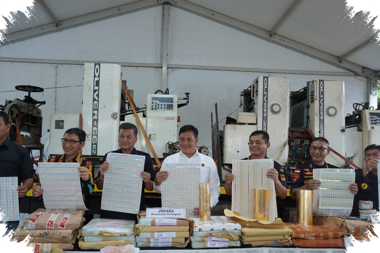 Potensi Kerugian Negara Rp570 Miliar Terungkap, Bea Cukai Dan BAIS TNI Sikat Pita Cukai Ilegal Di Jateng