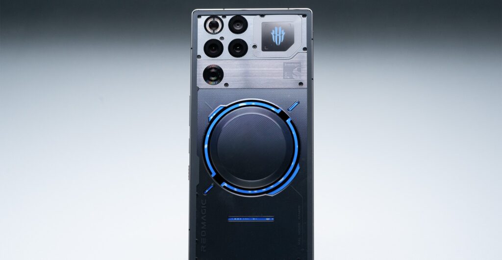 RedMagic 11S Pro Bawa Kipas Internal Dan Pendingin Cair, Siap Jaga FPS Tetap Stabil In Game Berat