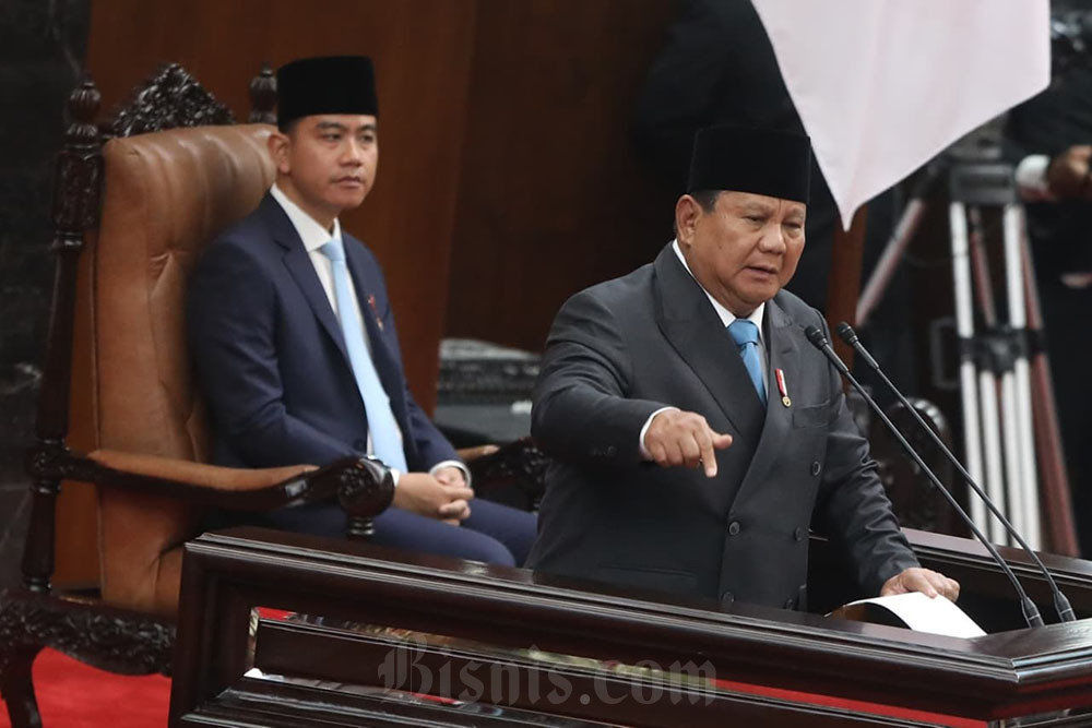 Daud Yordan Ajak Prabowo Berpose Ala Petinju, Suasana Sidang Parlemen Langsung Mencair