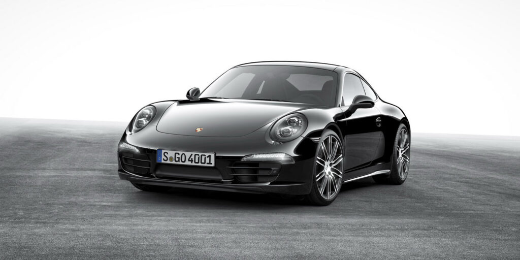Dua Porsche Dipajang Di Plaza Senayan, Koleksi BOSS X Porsche Summer 2026 Turut Hadir