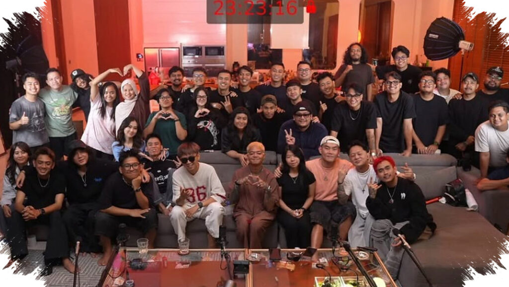 Konser Perpisahan Tutup Marapthon Musim Ketiga, AAA Clan Akhiri 101 Hari Siaran Nonstop