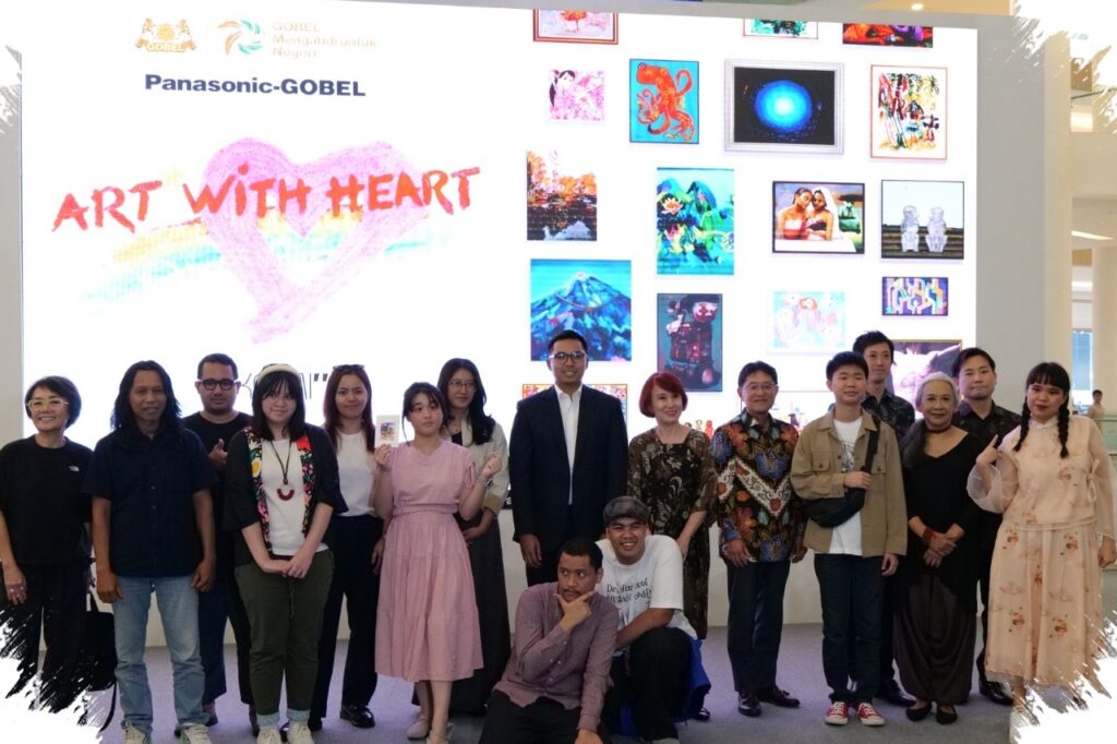 Ruang Publik Disulap Jadi Galeri, Art With Heart Dorong Karya Seniman Difabel Lebih Mandiri