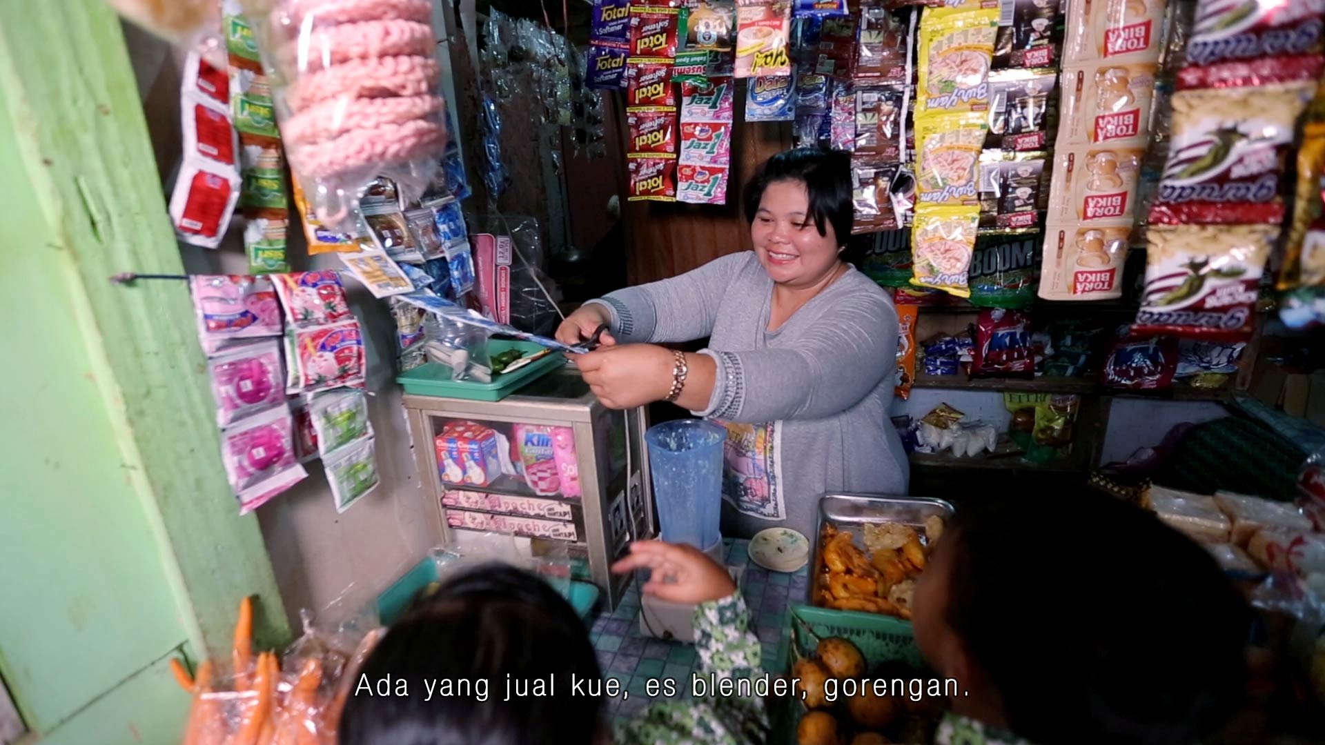 Stok Sembako Dan Gorengan Dalam Satu Warung, Modalnya Bisa Mulai Dari Puluhan Ribu Saja