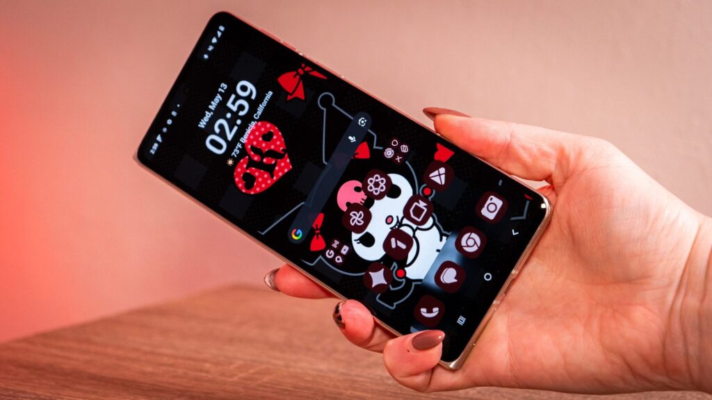Layar 6.200 Nits dan Bodi Lebih Tipis, Motorola Razr Fold Langsung Menantang Foldable Premium