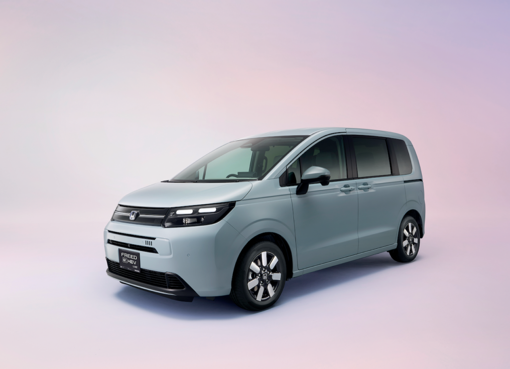 Pintu Geser Elektrik Tetap Jadi Andalan Honda Freed 2026, Harga Awalnya Rp320 Jutaan