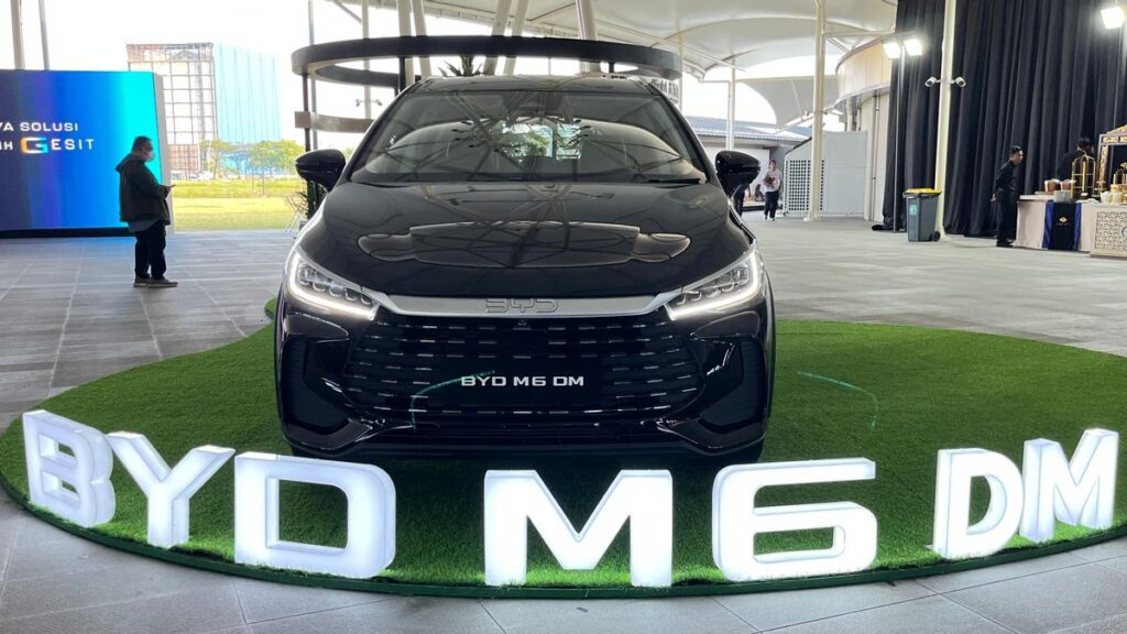 BYD M6 DM Menekan Biaya Harian, Tetap Siap Membawa Keluarga Jauh Dengan Nyaman