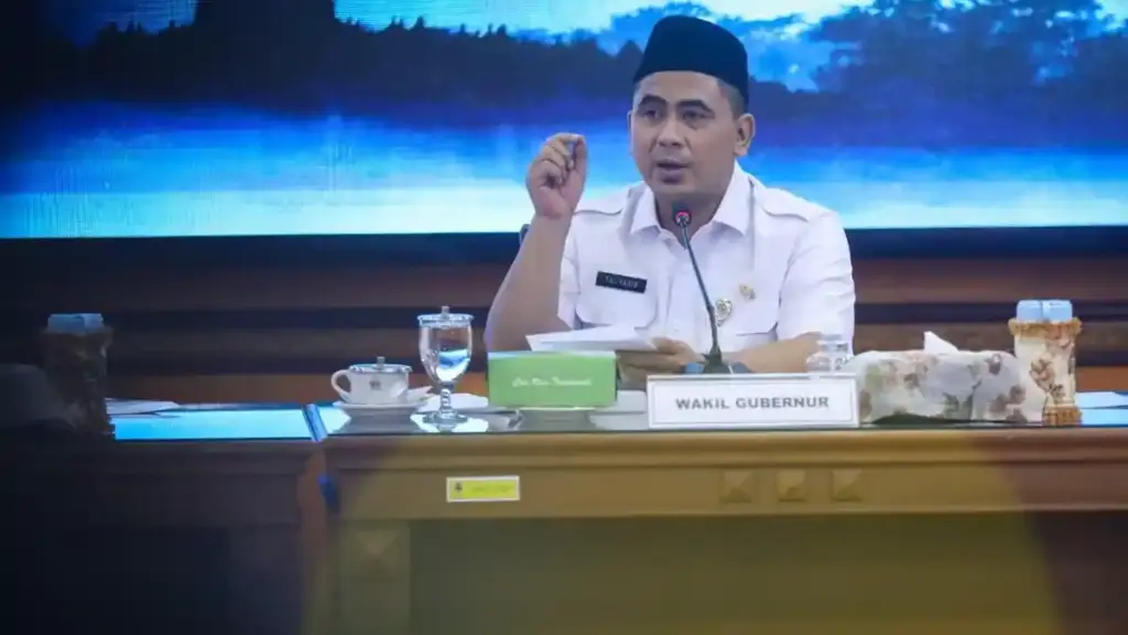 1.732 Guru Honorer Jateng Belum Masuk Dapodik, Pemprov Pastikan Tak Ada Pemberhentian Mendadak