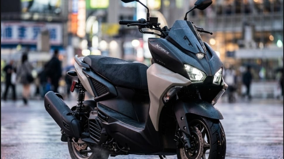 Ban Lebar, TCS, Dan ABS Bikin X FORCE 2026 Lebih Percaya Diri Di Jalan Basah