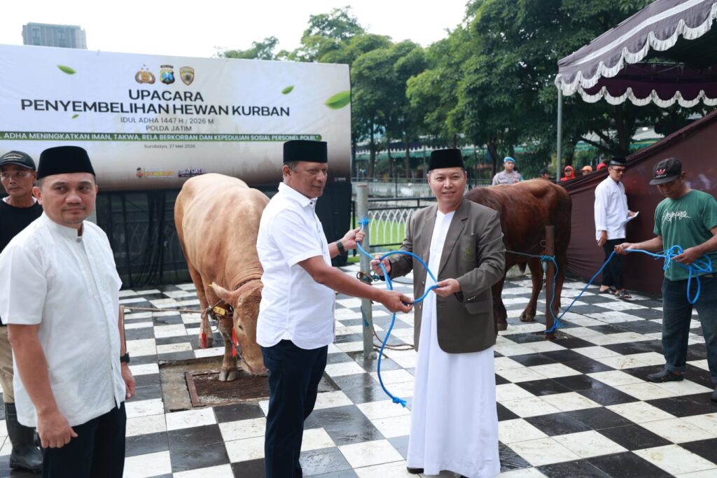 Kurban Iduladha Polda Jatim Tersalurkan Ke Pesantren, Masjid, Dan Yayasan Yatim Piatu