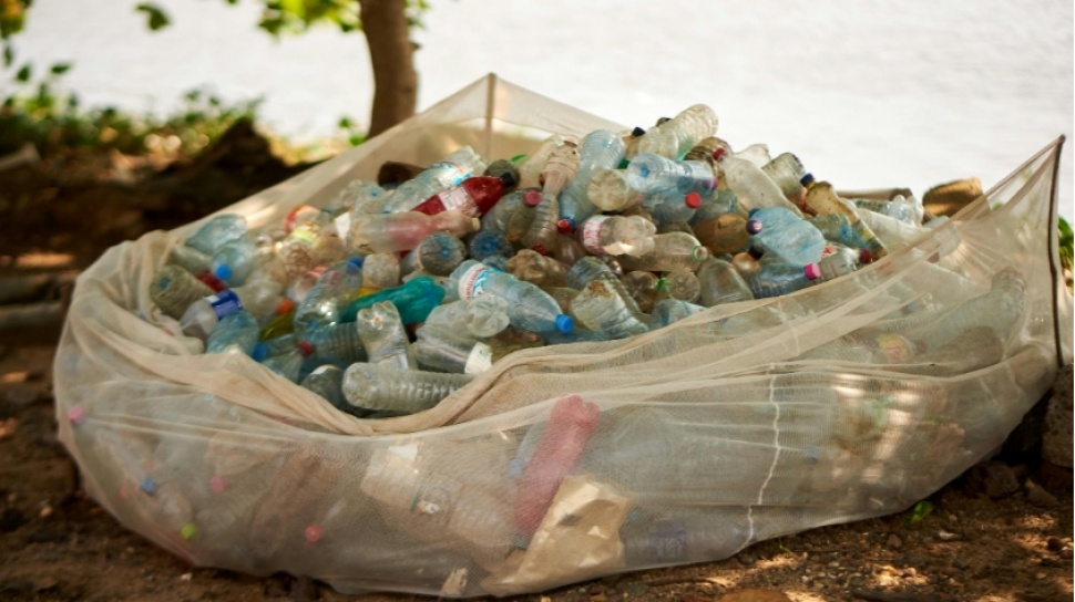 Kemasan Sekali Pakai Mendominasi Sampah Pantai Di 112 Negara, Akar Masalah Ada Di Hulu