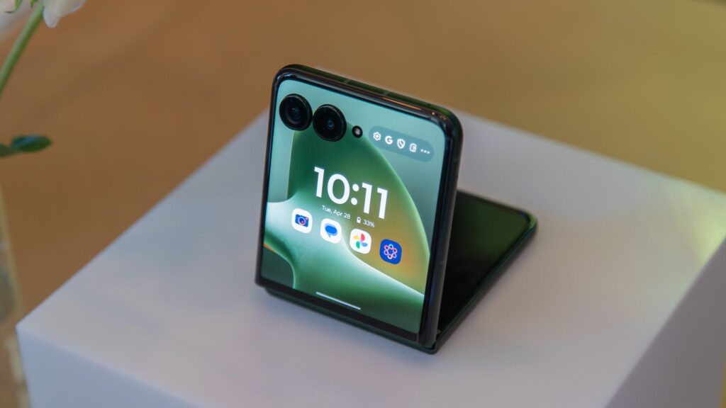 Motorola Razr Plus 2026 Cuma Rp 70 Ribuan Per Bulan Di AT&T, Tanpa Tukar Tambah Untuk Pelanggan Baru