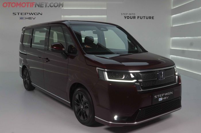Honda StepWGN e:HEV Spada 2026 Mengutamakan Kabin Lega, Bukan Tampilan Beringas