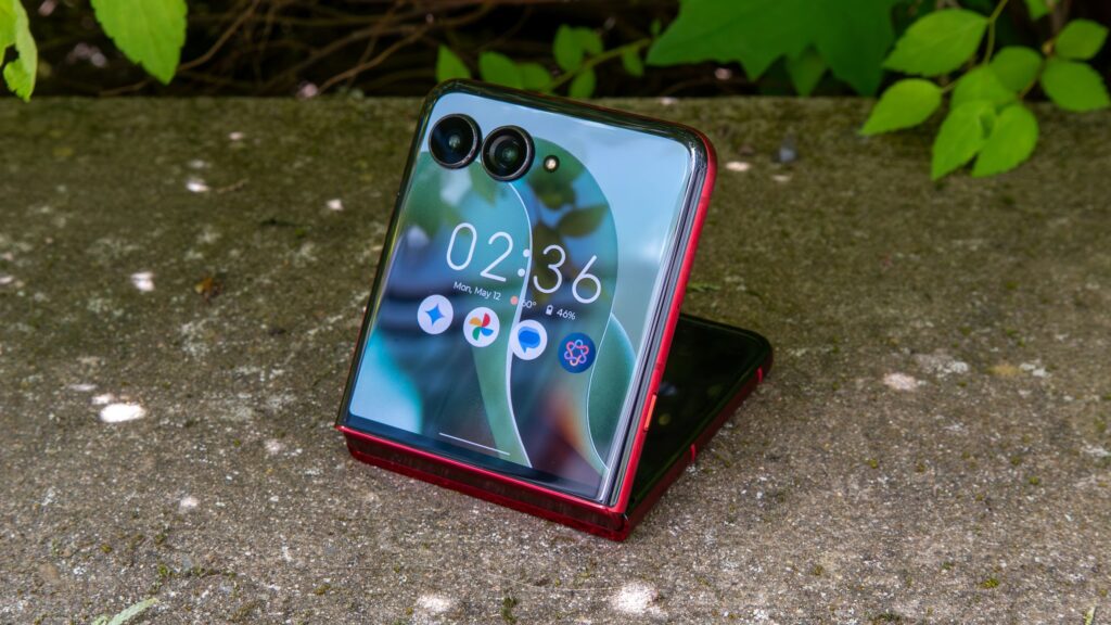 Harga Razr Ultra 2025 Anjlok, Razr Ultra 2026 Makin Sulit Membenarkan Selisihnya