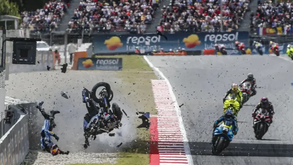 MotoGP Pertimbangkan Larangan Holeshot Di Semua Sirkuit, Usai Insiden Seram Di Catalunya
