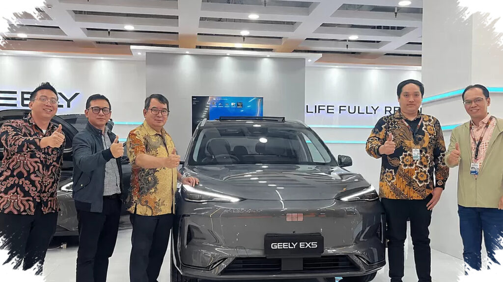 Tiga Model Elektrifikasi Geely Mengisi Surabaya, EX2 Dibuka Dari Rp248,9 Juta