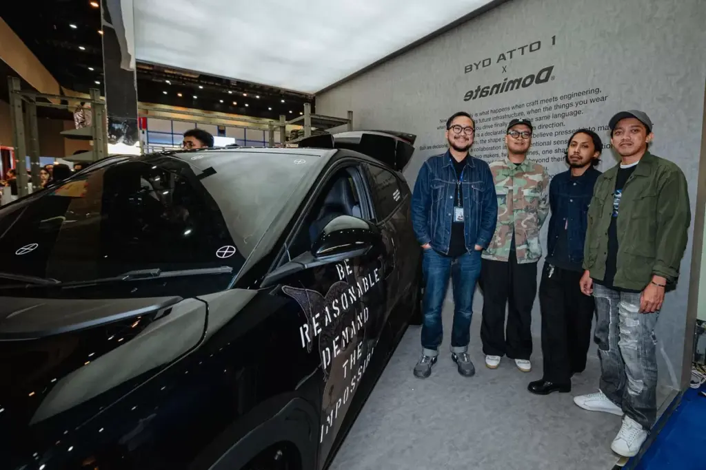 Mobil Listrik Masuk Dunia Fashion, BYD Atto 1 x Dominate Hadir di Brightspot 2026