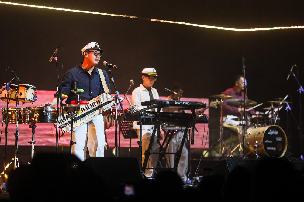 Penonton Java Jazz Ikut Koor, Wijaya 80 Hidupkan Nostalgia Pop Retro Era 1980-An