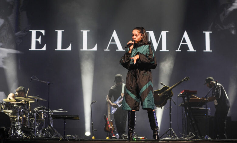 Special Show Ella Mai Bikin Java Jazz Terasa Lebih Akrab, Vokal Lembutnya Menahan Perhatian Penonton