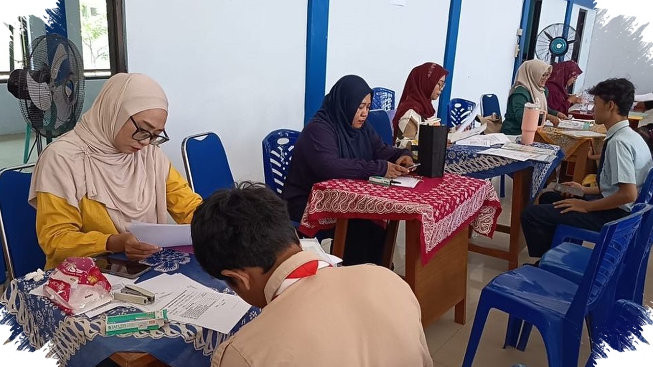Verifikasi Rapor Diperketat Di SPMB Jatim 2026, Domisili Tetap Jadi Pintu Awal Seleksi