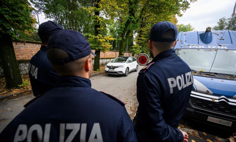Dua Warga Pakistan Ditangkap Usai Rekaman CCTV Diduga Tunjukkan Pembakaran Minivan di Italia