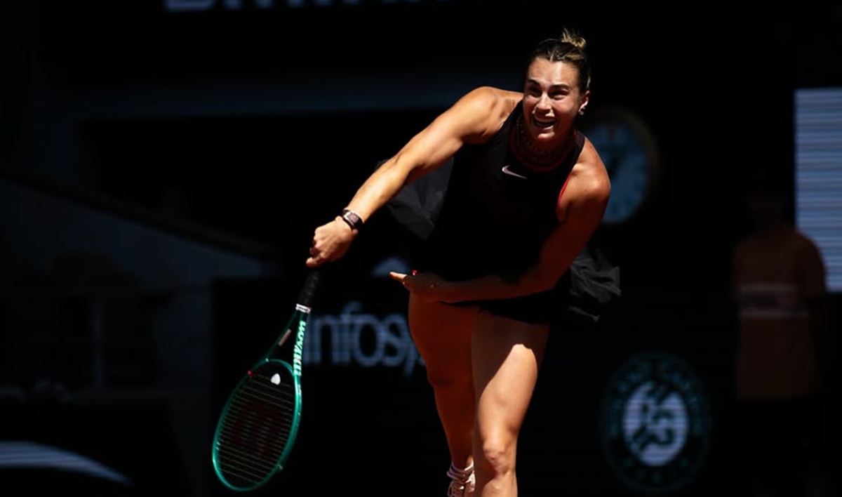 Selepas Menang Atas Osaka, Sabalenka Meriahkan Chatrier Dengan Tarian Thriller