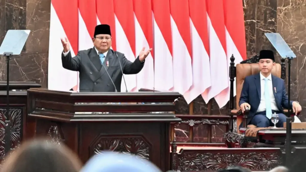 Prabowo Tegaskan Kepentingan Rakyat Harus Diutamakan, Pelaksana MBG Diminta Bekerja Serius