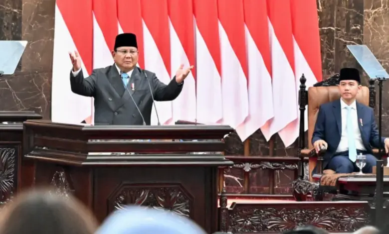 Prabowo Tegaskan Kepentingan Rakyat Harus Diutamakan, Pelaksana MBG Diminta Bekerja Serius