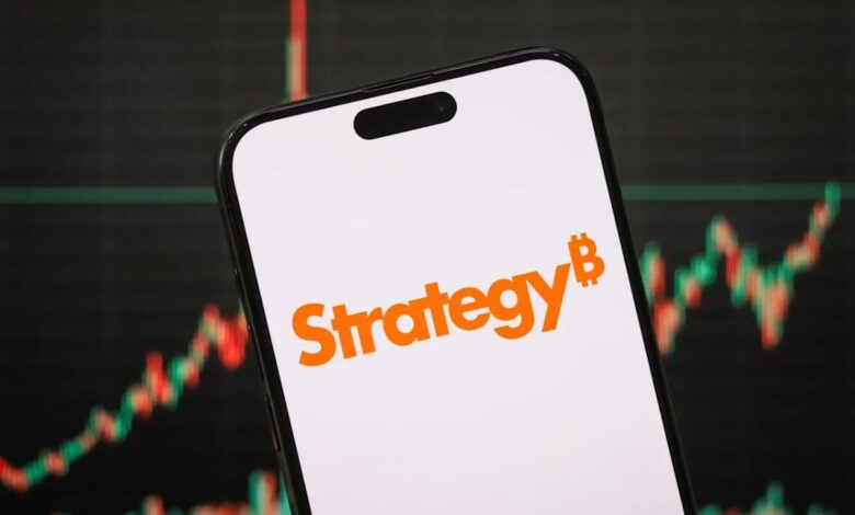 Bitcoin Tertahan Di Bawah Tekanan, Sentimen Ritel Terhadap MSTR Dan Kripto Makin Suram