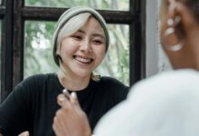 Kecerdasan Sering Tercermin dari Kebiasaan Sepele, Mendengar, Bertanya, dan Membaca