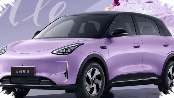 Isi Ulang Hanya 19 Menit, Geely EX2 Kian Penuh Fitur Dengan Layar 14,6 Inci Dan ADAS Baru