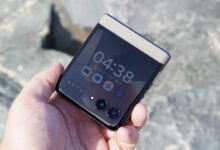 T-Mobile Kembali Kasih Motorola Razr (2026) Gratis, Syaratnya Harus Tambah Line Baru
