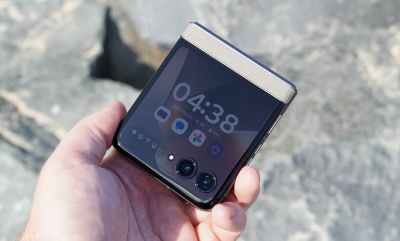 T-Mobile Kembali Kasih Motorola Razr (2026) Gratis, Syaratnya Harus Tambah Line Baru