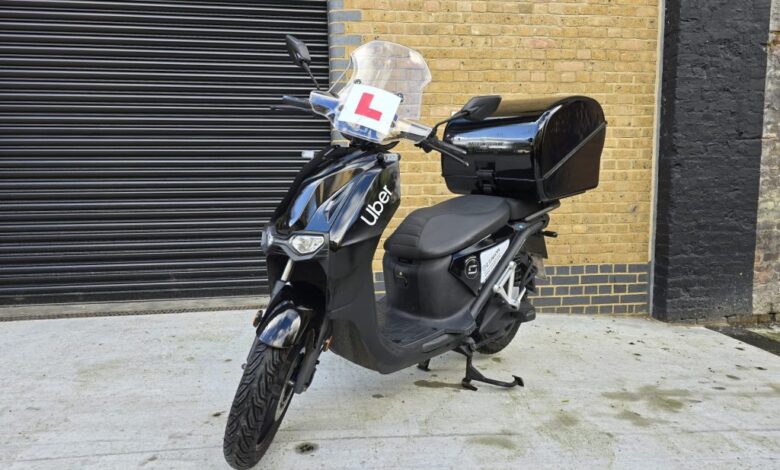 Charged Anoa dan United MX1200 Li Paling Jauh, Kurir Punya Opsi Lari 100 Km Lebih