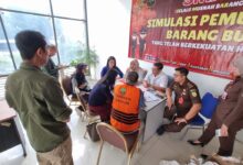 Kejari Cilegon Terima Nakhoda Vietnam Kasus 796 Kg Sisik Trenggiling di Muatan Resmi