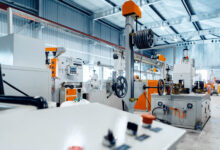 Pabrik Tak Butuh Robot Mirip Manusia, Mesin Khusus Justru Lebih Cepat Dan Efisien