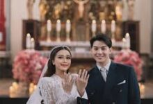 Blazer Dress Putih, Topi Lebar, dan Sentuhan Klasik Warnai Pernikahan Dua Lipa